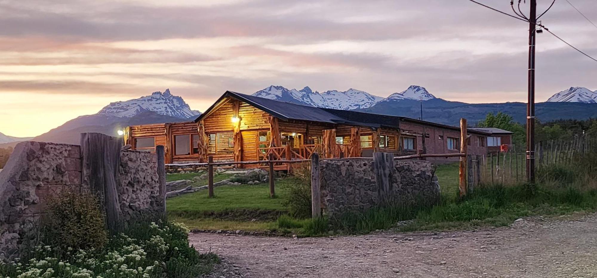 Hosteria La Portada Тревелин Экстерьер фото
